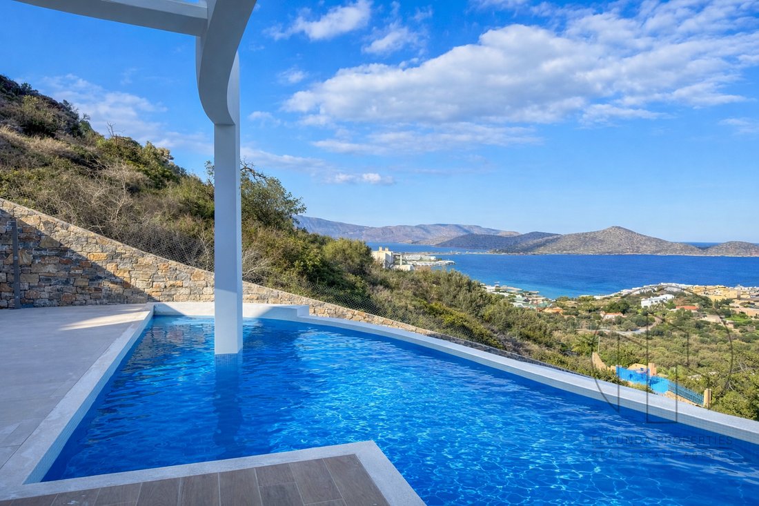 Villa in Community of Elounta, Agios Nikolaos Municipal Unit, Greece 2 - 15326903