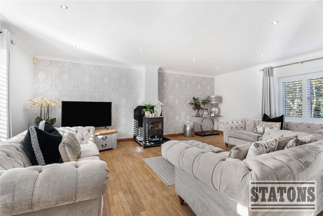 Haus in Cheshunt, England 3 - 16954637