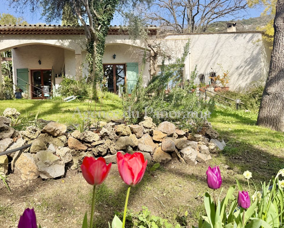 Villa in Spéracèdes, Provence-Alpes-Côte d'Azur, France 1 - 16948083