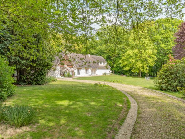 House in Orgerus, Ile-de-France, France 4 - 16948511
