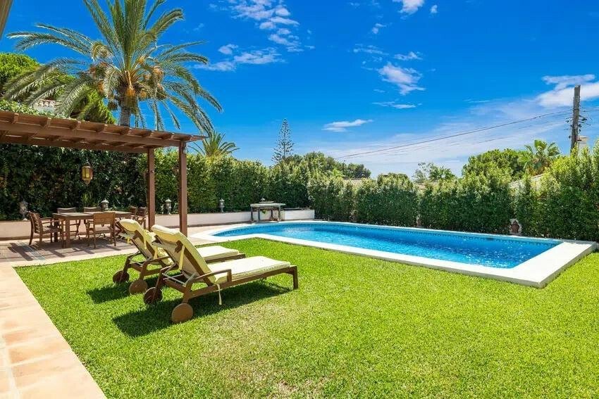 Villa in Elviria-Cabopino, Marbella, Spain 3 - 16950490