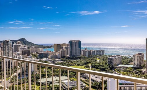 Condo in Honolulu, Hawaii, United States 1