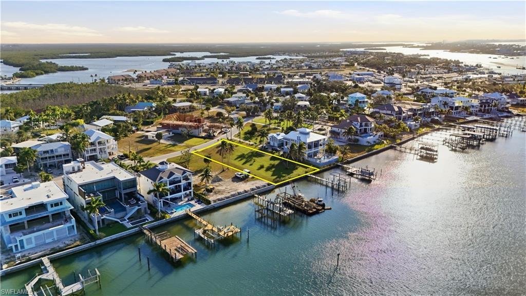 Land in Fort Myers Beach, Florida, United States 2 - 16952725