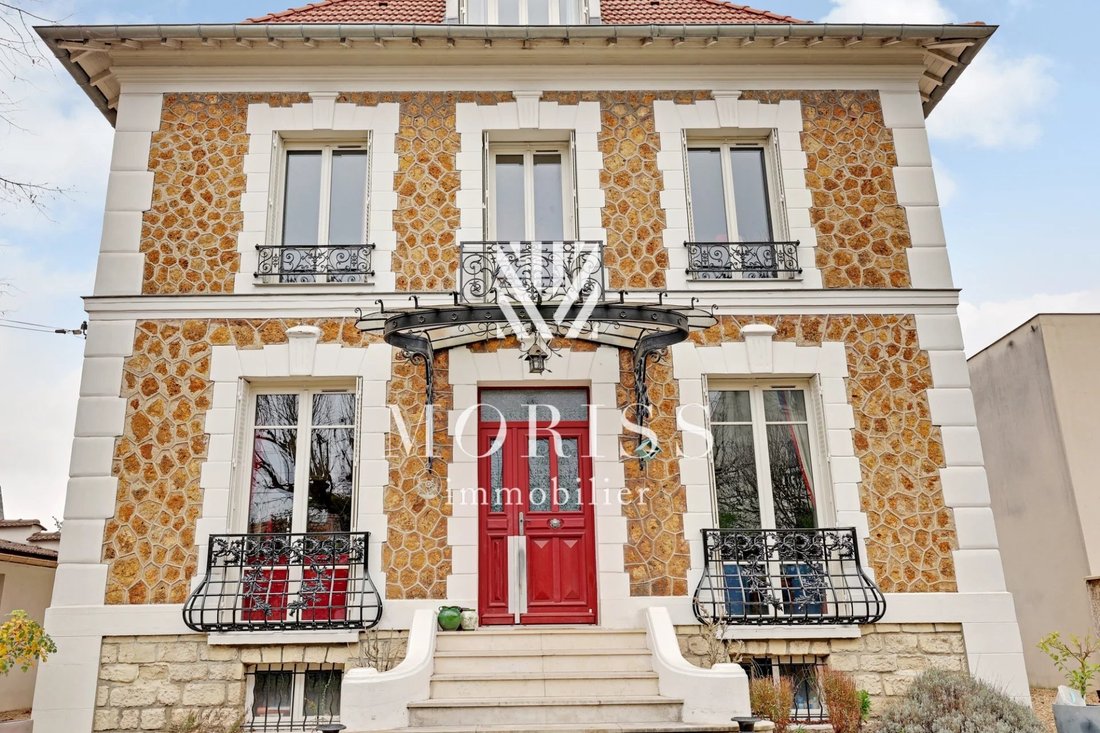 House in La Varenne, Saint-Maur-des-Fossés, France 1 - 16947023