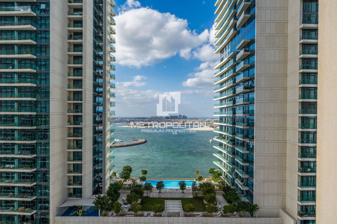 Apartment in Dubai Harbour, Dubai, United Arab Emirates 3 - 16879344