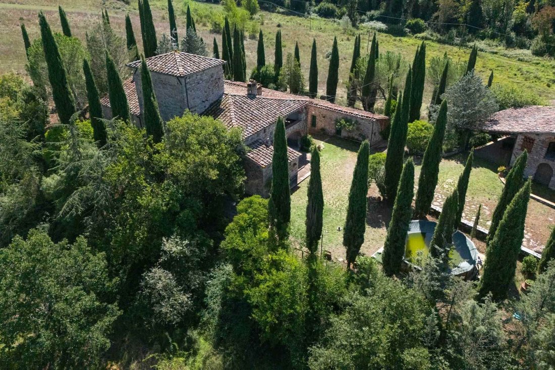 Gaiole in Chianti, Tuscany, Italy 2 - 16948600