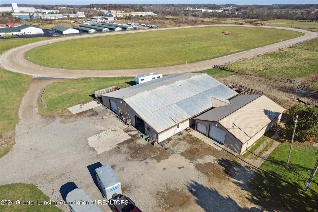 House in Mason, Michigan, United States 4 - 16945977