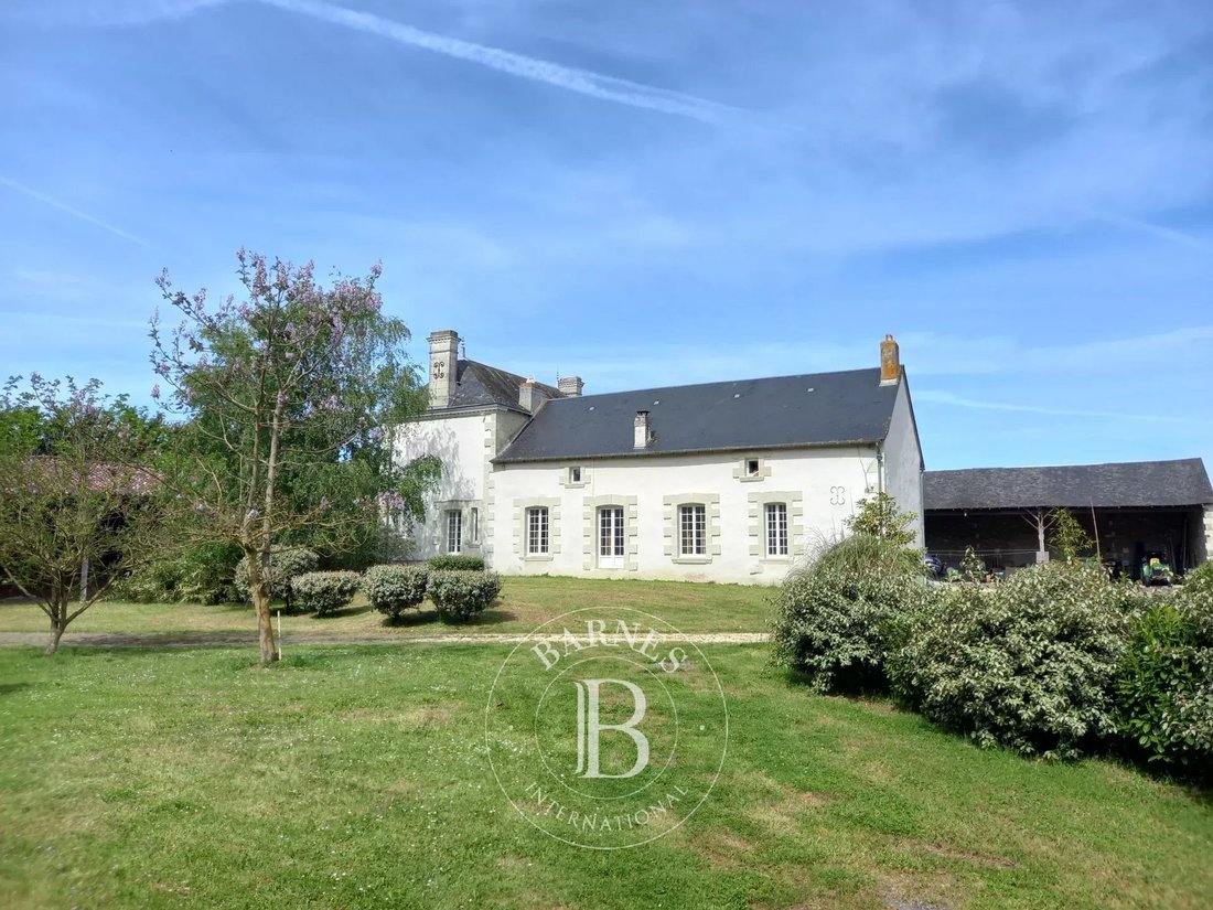 Estate in Châtellerault, Nouvelle-Aquitaine, France 4 - 12617763