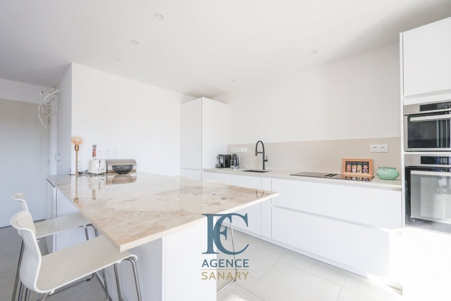 Apartment in Sanary-sur-Mer, Provence-Alpes-Côte d'Azur, France 4 - 16948072