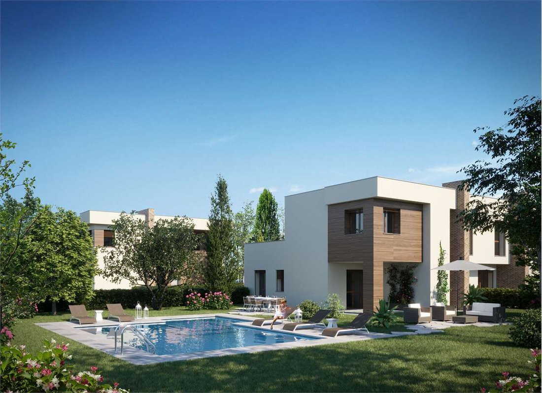 Villa in Rotonda, Modena, Italy 1 - 16954726