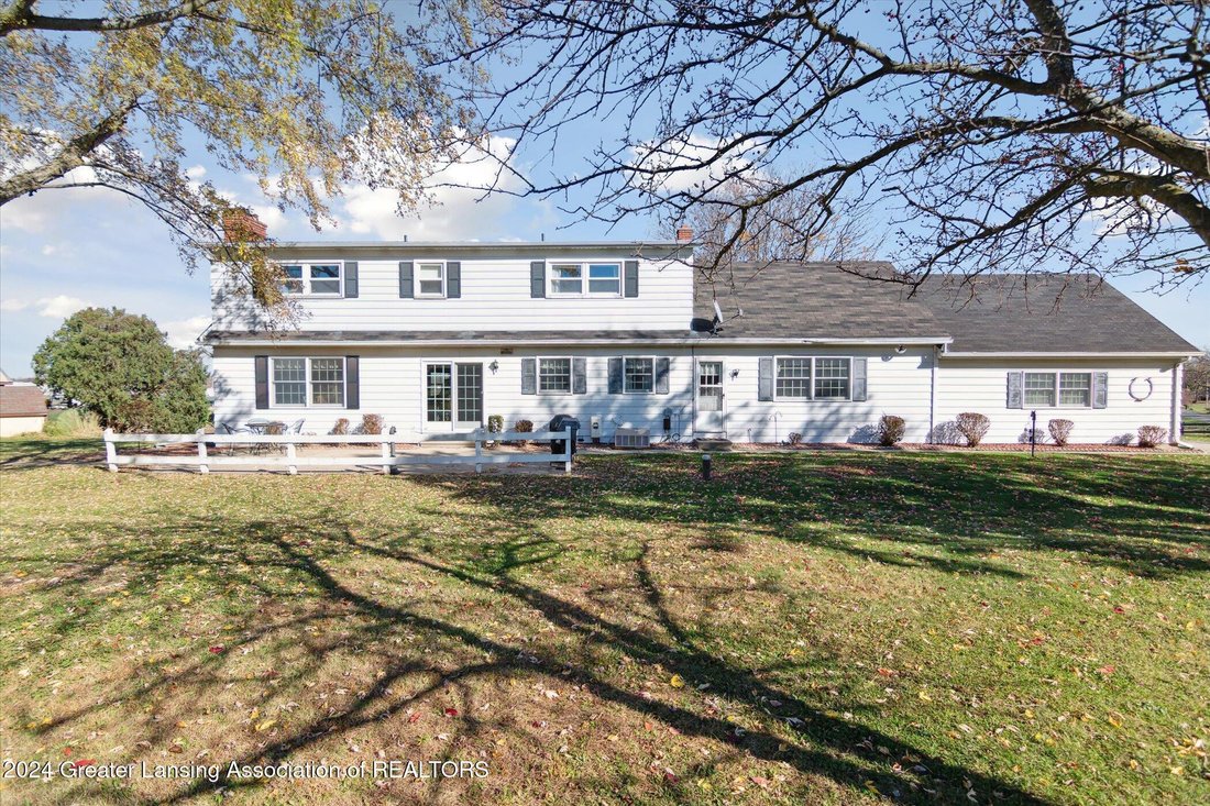 House in Mason, Michigan, United States 1 - 16945977