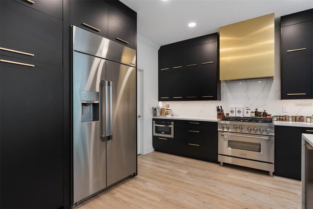 House in Orlando, Florida, United States 5 - 16949113