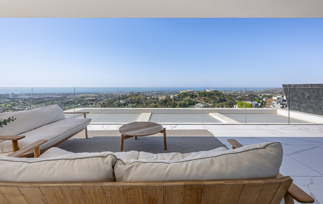 Apartment in La Quinta, Benahavis, Andalusia 2 - 13805812