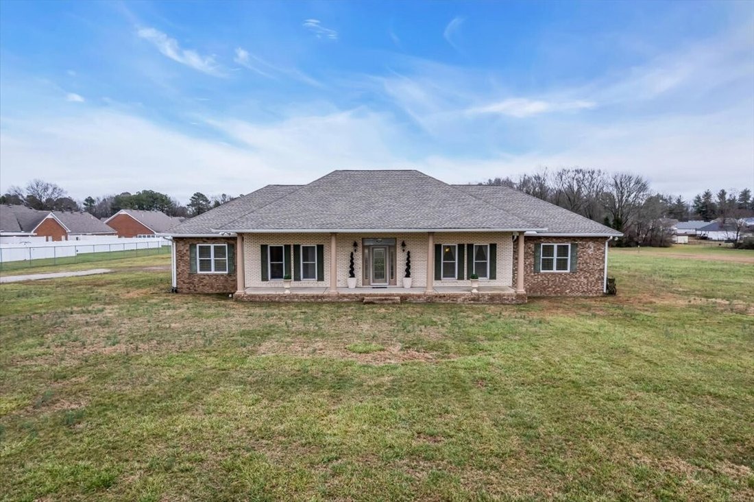 House in Manchester, Tennessee, United States 2 - 16953705