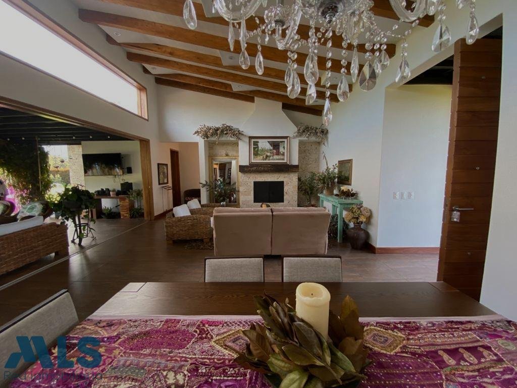 House in La Ceja, Antioquia, Colombia 3 - 16955947