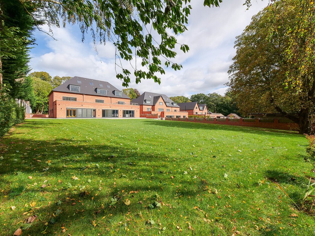 House in Coventry, England 2 - 16947537