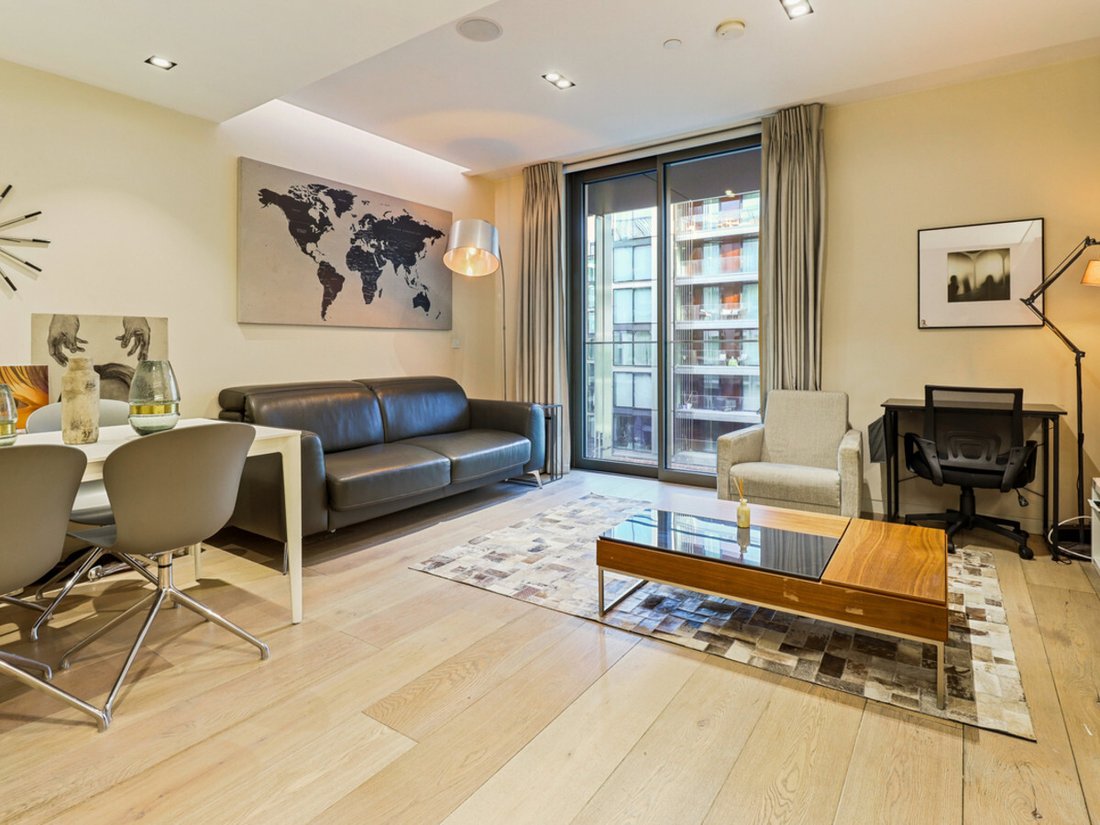 Apartment in Fitzrovia, Camden, England 1 - 16934060