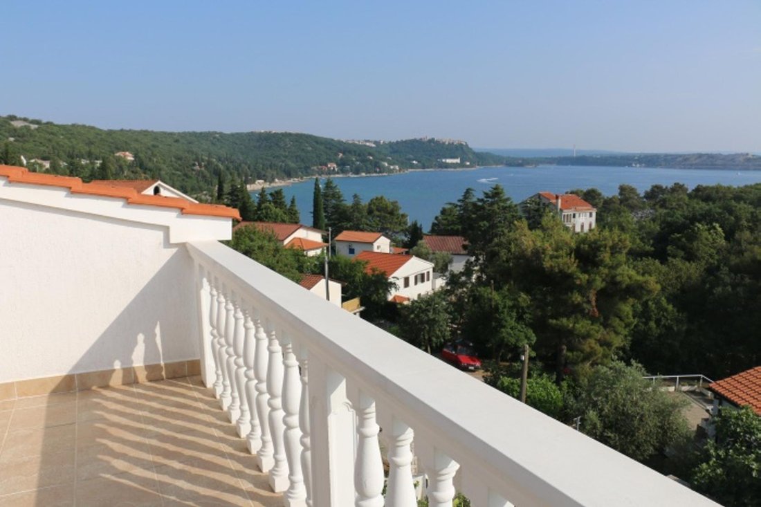 Villa in Omisalj, Primorje-Gorski Kotar County, Croatia 4 - 16956763
