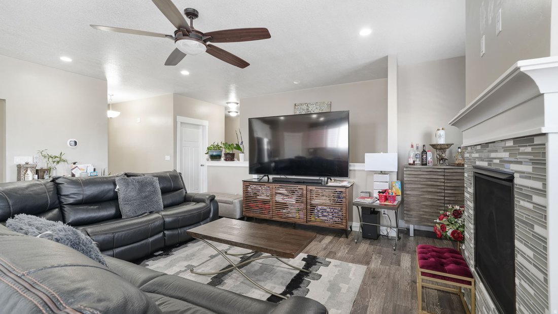 House in West Valley City, Utah, United States 5 - 16944938