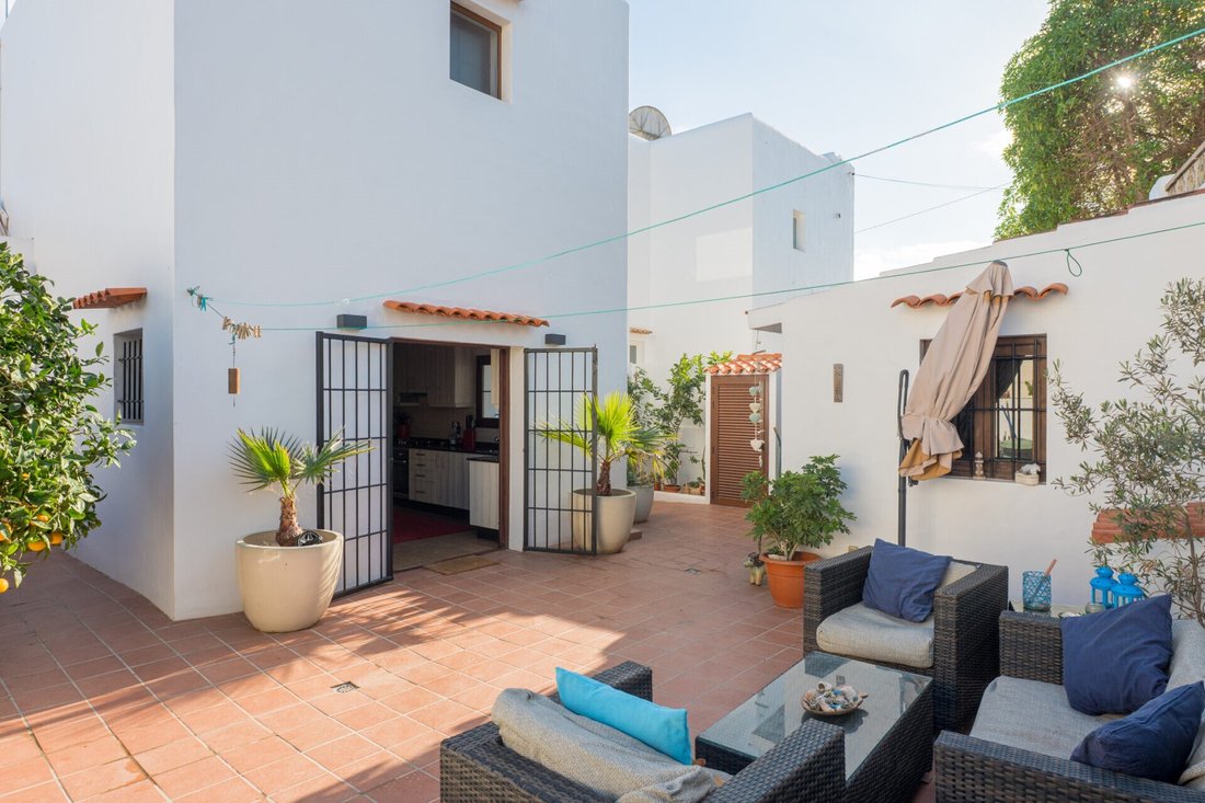 Villa in Santa Eularia des Riu, Balearic Islands, Spain 4 - 16951037