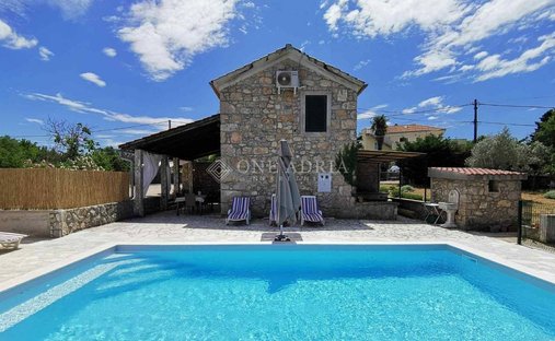 House in Rasopasno, Primorje-Gorski Kotar County, Croatia 1