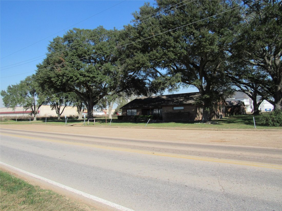 House in Brookshire, Texas, United States 3 - 16946813
