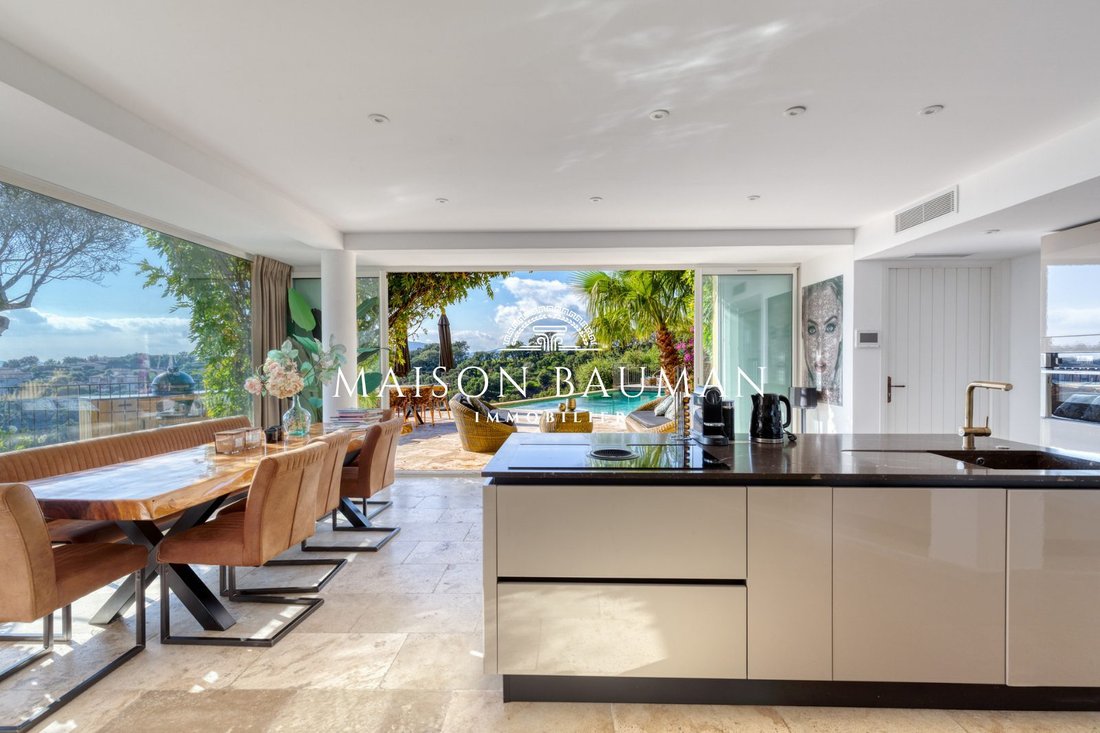 Villa in Nartelle-Noyer-Bellevue-bd des Sardinaux, Sainte-Maxime, France 4 - 16631541