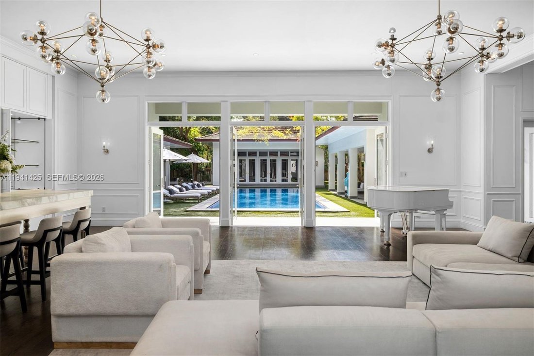 House in Miami, Florida, United States 4 - 16946253