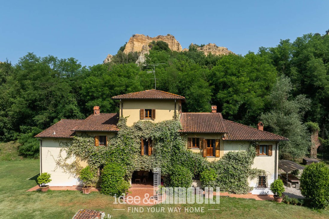Estate in Montanino - Matassino - Ciliegi, Reggello, Tuscany 1 - 16944714