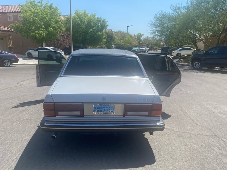 Sedan in Glendale, United States 4 - 16950264