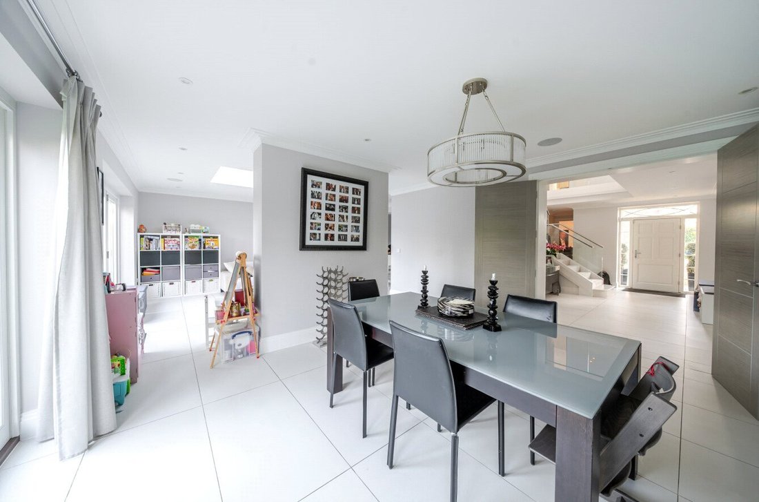 House in Arkley, Barnet, England 4 - 16950125