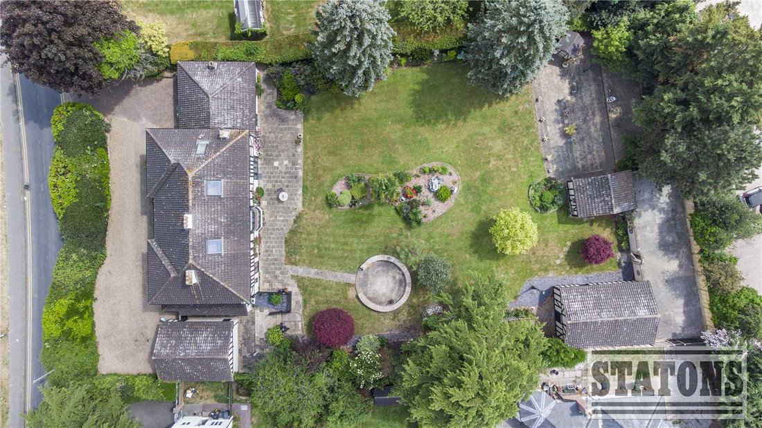 House in Beaumont, Broxbourne, England 4 - 16945150