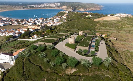 Land in Sao Martinho do Porto, Leiria District, Portugal 1