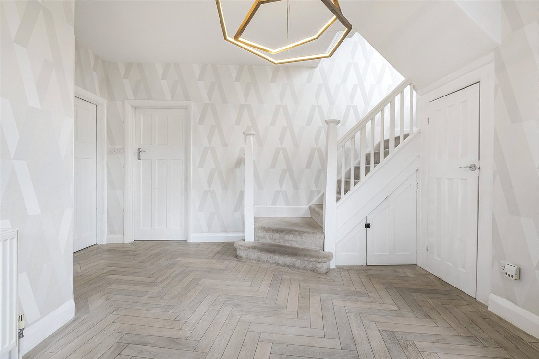 House in Winchmore Hill, Enfield, England 4 - 16945155