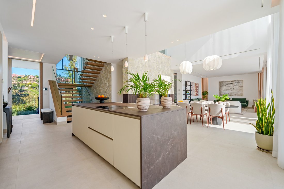 Villa in Nueva Andalucia, Marbella, Spain 5 - 16954855