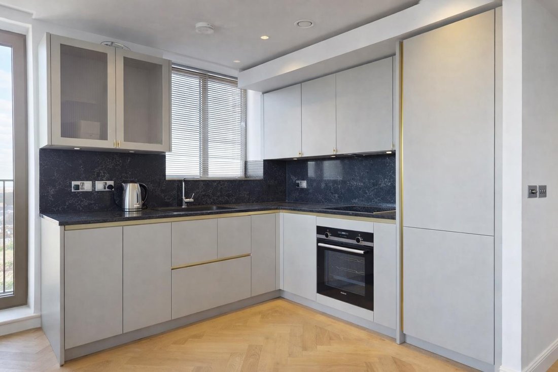Apartment in Hyde Park, Westminster, England 2 - 16776836
