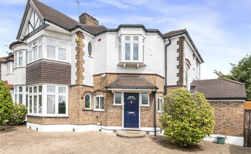 House in Winchmore Hill, Enfield, England 1