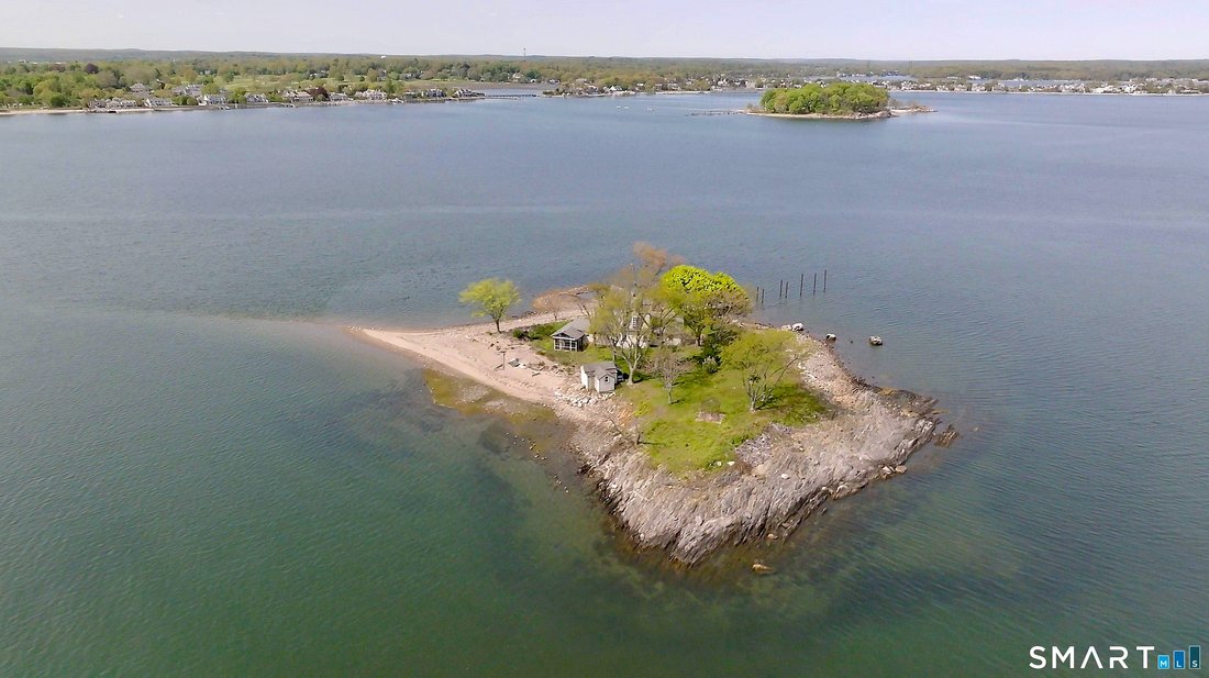 Townhouse in Calf Pasture Island, Connecticut, United States 5 - 16918965