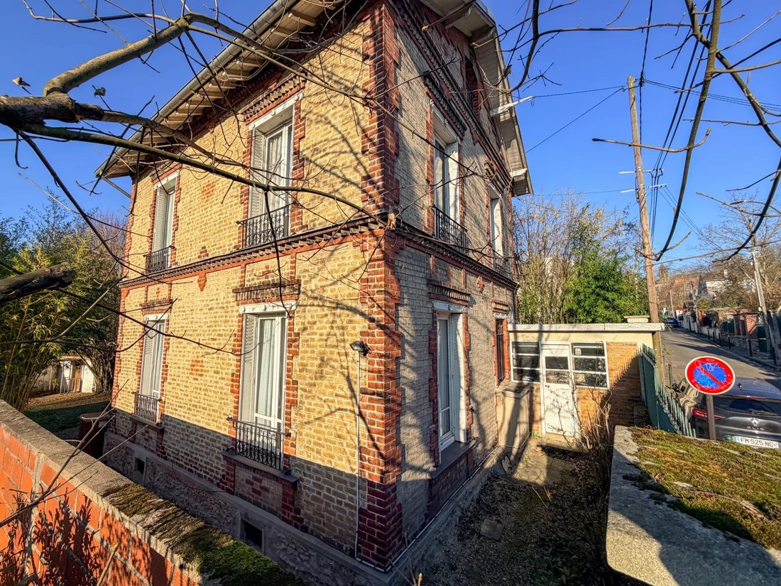 House in Chatrian, Le Raincy, France 1 - 16945661