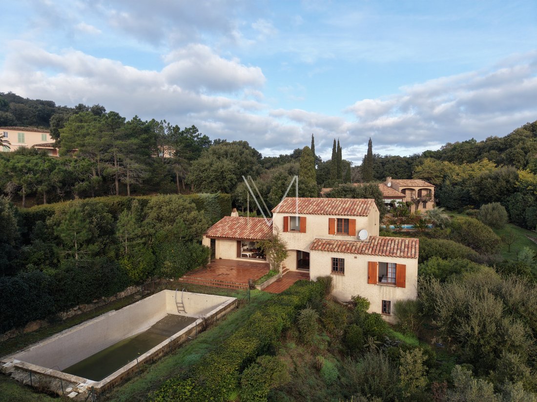 Villa in Grimaud, Provence-Alpes-Côte d'Azur, France 5 - 16697107