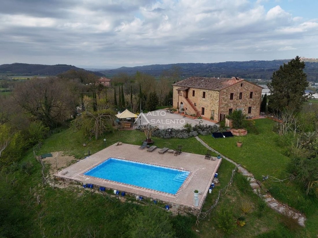Villa en Città della Pieve, Umbría, Italia 4 - 16952555