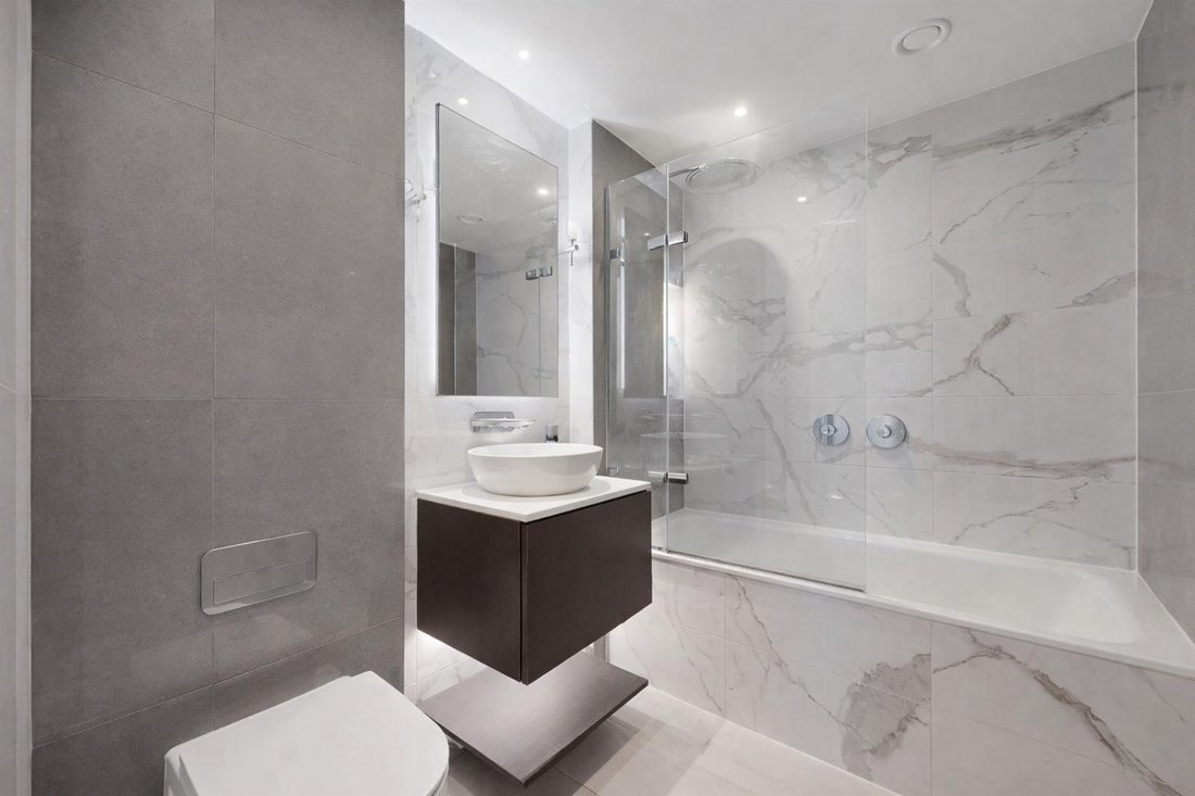 Apartment in Hyde Park, Westminster, England 5 - 16776836