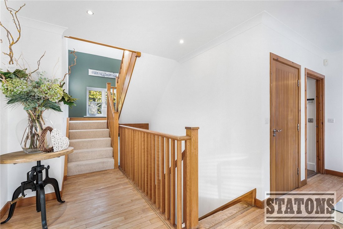 Haus in Cheshunt, England 2 - 16954637
