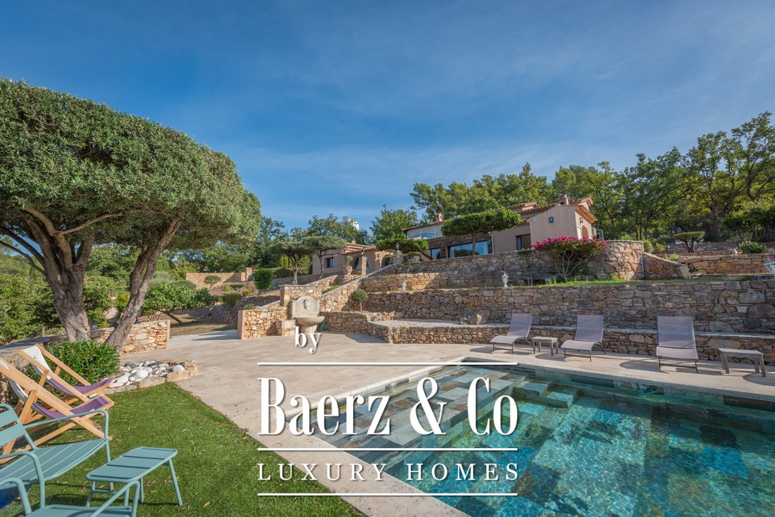 Villa in Centre Ancien, Draguignan, France 2 - 16952582