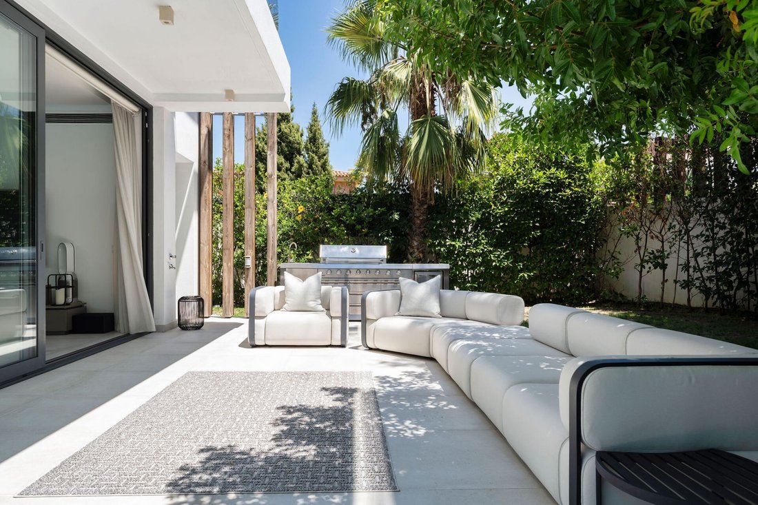 Villa in Marbella, Andalusia, Spain 5 - 16950023
