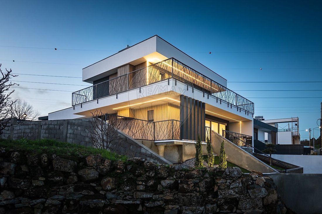 House in Cardosas, Lisbon, Portugal 5 - 16945396