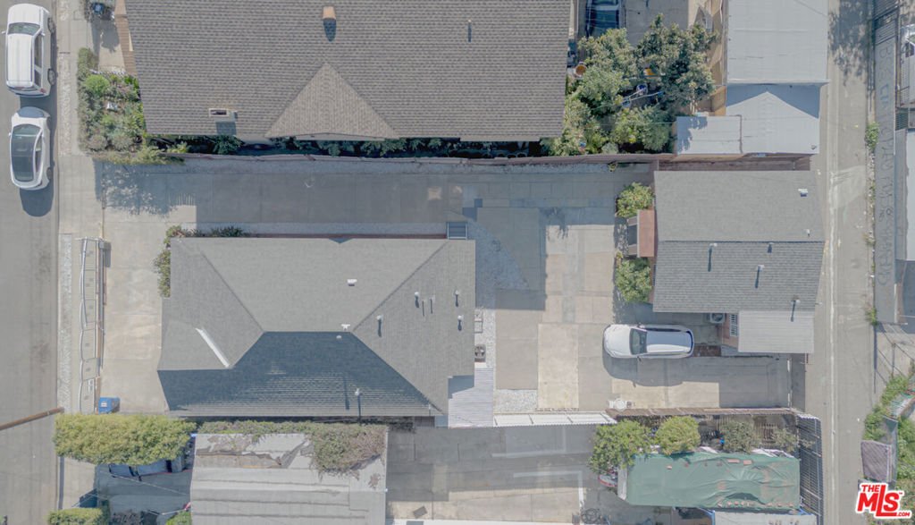 Los Angeles, California, United States 3 - 16949933