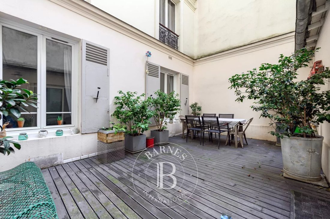 Apartment in Hoche-Friedland, Paris 8e Arrondissement, Paris 1 - 16944803