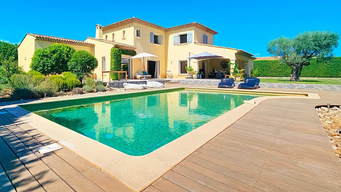 Villa in Fontmerle, Antibes, France 1 - 15997293