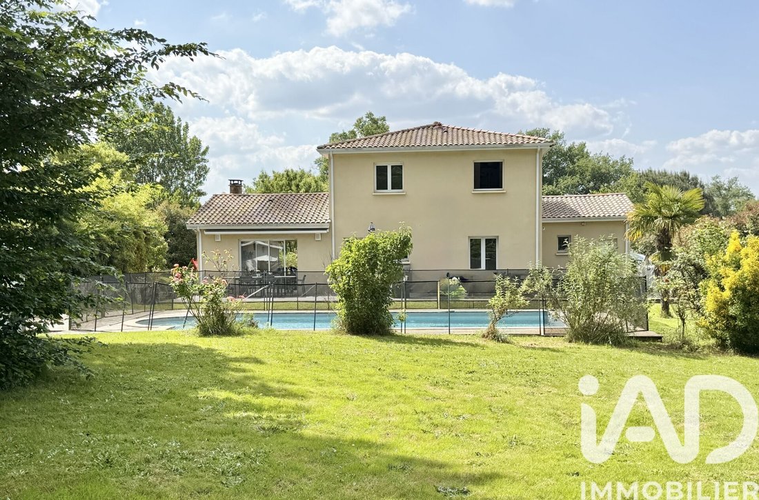House in Cénac, Nouvelle-Aquitaine, France 5 - 16956303